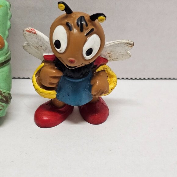 Rare Vintage 70s 4 Lot BULLY Vintage Figures Bee Bienchen The Beehive PVC 2" - Picture 2 of 15